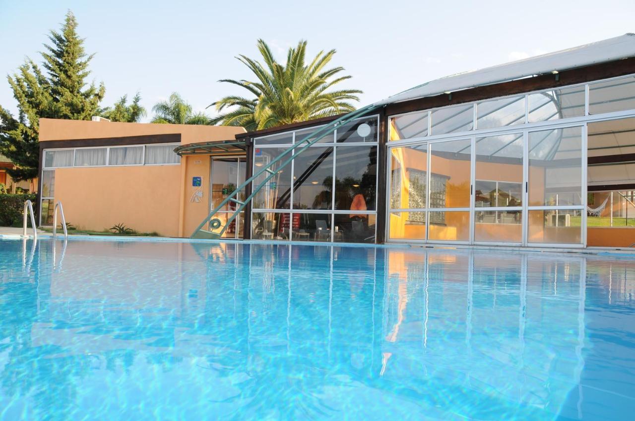 Arapey Oasis Termal Hotel Термас-дель-Арапей Экстерьер фото